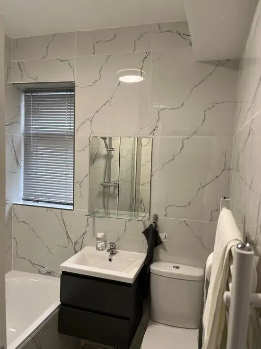 A Beautiful Ground-Floor Flat. Apartment London United Kingdom